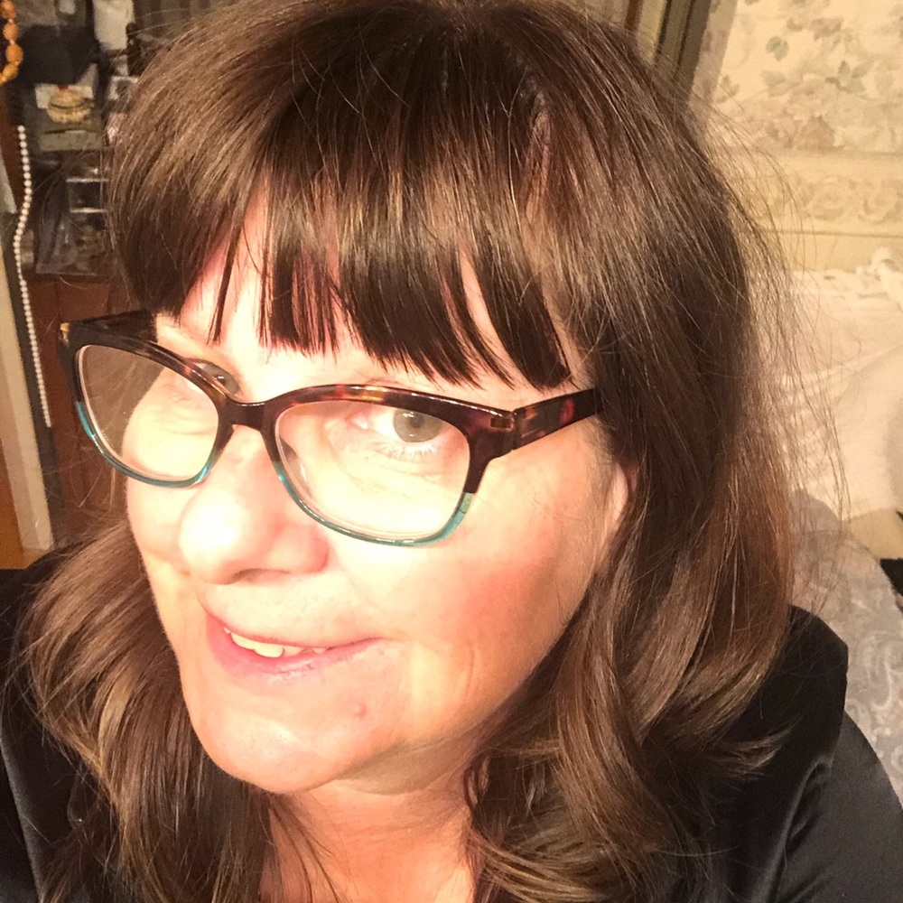 Meet your Posher, Anita
